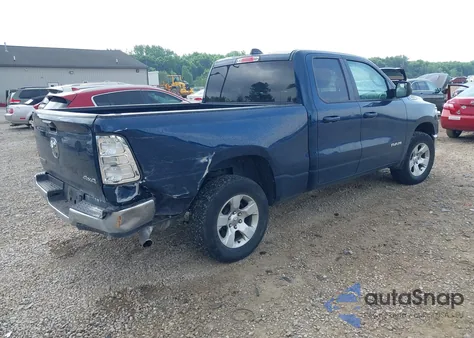 2022 Ram 1500 Big Horn 4X4 6'4 Box z USA, uszkodzony, nr VIN 1C6RRFBG3NN229283